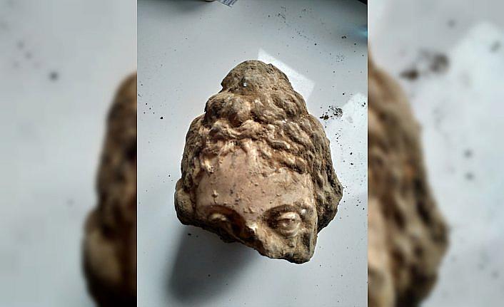 Düzce'deki antik kentte Roma dönemine ait heykel  başı bulundu