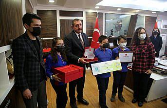 Kastamonu'da öğrenciler 690 kilogram atık pilin doğayı kirletmesini önledi