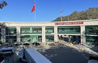 Sarp Sınır Kapısı'ndan bir günde 726 tır çıkış yaptı