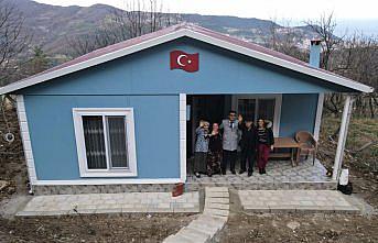 Selzede yaşlı çifte Cumhurbaşkanı Erdoğan'ın talimatıyla ev inşa edildi