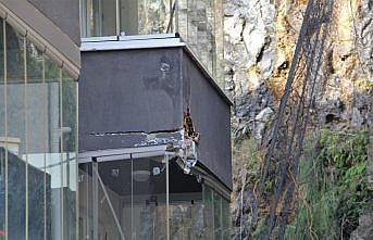 Sinop'ta heyelan nedeniyle 3 katlı bina boşaltıldı