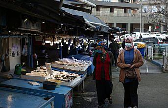 Trabzon'da hamsinin kilogramı 20-35 liradan satılıyor