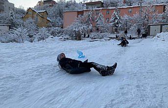 Gümüşhane'de kar yağışı nedeniyle eğitime ara verildi