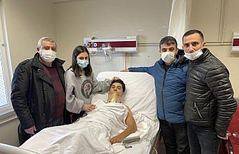 Lokomotifin çarpması nedeniyle ayağı kesilen Eren, futboldan kopmayacak