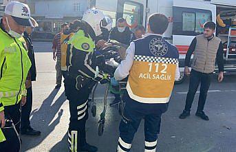 Samsun'da otomobil ile motosikletin çarpıştığı kazada 2 kişi yaralandı