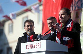 Yeniden Refah Partisi Genel Başkanı Erbakan, Düzce'de konuştu: