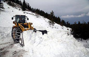 Kastamonu'da çığ nedeniyle kapanan köy grup yolu ulaşıma açıldı