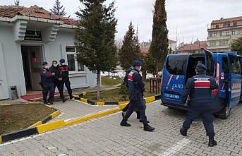 Kastamonu'da kablo hırsızlığı operasyonunda yakalanan iki zanlı tutuklandı