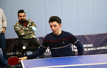 Olimpiyat şampiyonu paralimpik masa tenisçi Abdullah Öztürk'ten ailelere çağrı: