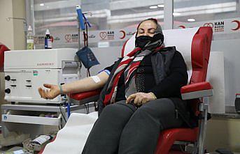 38 yılda 53 kez kan bağışı yaptı