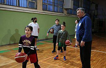 Alperen Şengün'ü basketbola kazandıran antrenör Taslı'dan NBA oyuncusuna övgü: