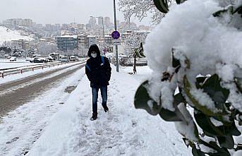 Sakarya, Kocaeli, Bartın ve Zonguldak'ta kar etkili oluyor
