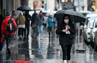 Samsun'da vatandaşlar maske takmayı tercih ediyor