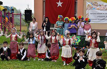 Düzce'de anaokulu öğrencileri hayallerini resme döktü