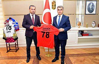 Karabük Yenişehir Gençlik Spor Kulübü'nden Vali Gürel'e ziyaret