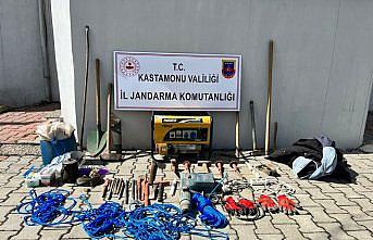 Kastamonu'da izinsiz kazı yapan 3 kişi yakalandı