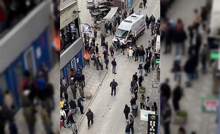 Artvin'de bisikletin yayaya çarptığı kazada iki kişi yaralandı