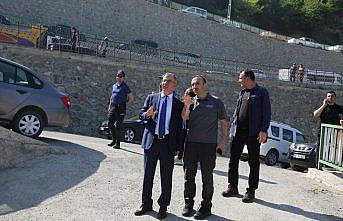 Artvin'de kereste atölyesi, ev, otomobil ve 3 ahır yandı