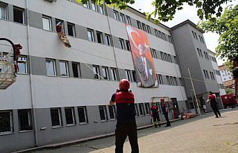 Ereğli'deki eğitim fakültesinde yangın ve kurtarma tatbikatı yapıldı