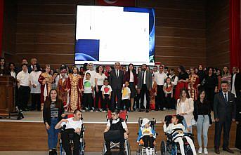 Kastamonu'da özel öğrenciler sahne aldı