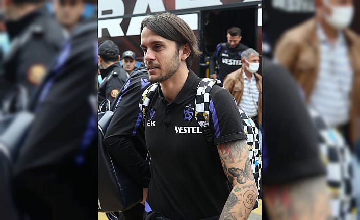 Trabzonspor kafilesi Kayseri'ye gitti