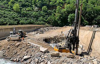 Yağlıdere-Alucra kara yolunda yeni köprü yapılıyor