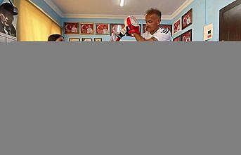 Dünya Kupası'nda kürsüye çıkan kick boksçular hedef yükseltti