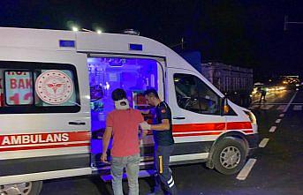 Düzce'de tırın otomobil ile taksiye çarptığı kazada 3 kişi yaralandı