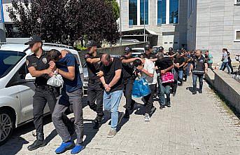 Samsun merkezli dolandırıcılık operasyonunda yakalanan şüphelilerden 26'sı adliyede