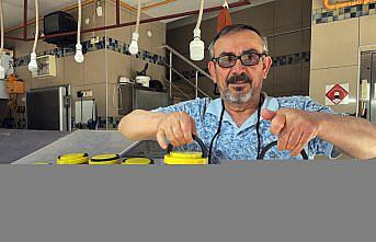 Sinop'ta kışın tuzlanan palamutlar tezgahları süslüyor