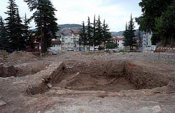 Tokat'ta okul bahçesinde tarihi hamam kalıntıları bulundu
