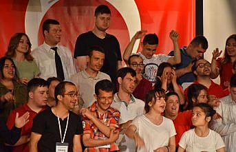 Trabzon'da özel gereksinimli kursiyerler mezuniyet heyecanı yaşadı