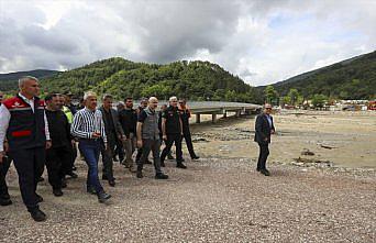 Ulaştırma ve Altyapı Bakanı Karaismailoğlu, selden etkilenen Sinop'ta: