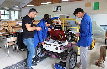 Amasya'da liselilerin yaptığı araç TEKNOFEST'te yarışacak
