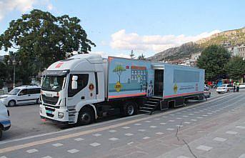 Amasya'da öğrenciler trafik kurallarını pedallı arabalarla öğrendi