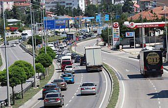 Ankara-Samsun kara yolunda trafik yoğunluğu yaşanıyor