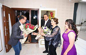 Damat adayı genç kadını Vali Karaömeroğlu’ndan istedi