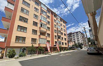 Kastamonu'da binanın 6'ncı katından düşen öğretmen hayatını kaybetti