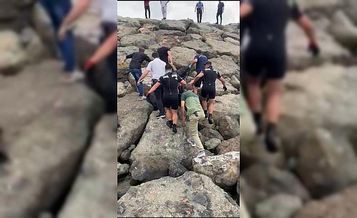 Samsun'da denizde erkek cesedi bulundu
