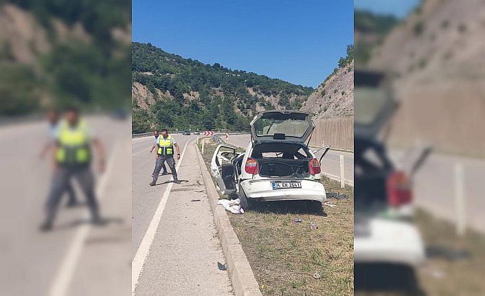 Tokat'ta devrilen otomobildeki 6 kişi yaralandı