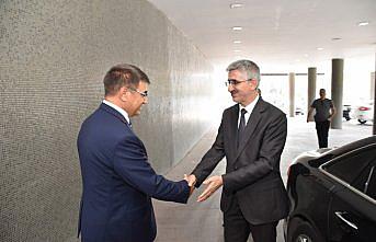 Bakan Yardımcısı Yılmaz, Vali Gürel'i ziyaret etti