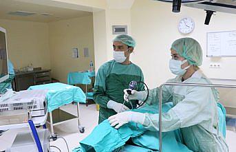 Doktor çift çoğu zaman ameliyatlara birlikte giriyor