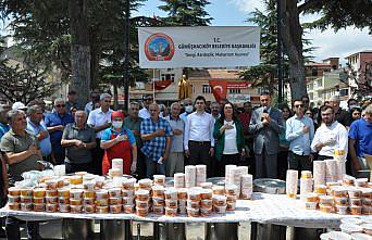 Gümüşhacıköy Belediyesi muharrem ayı dolayısıyla aşure dağıttı