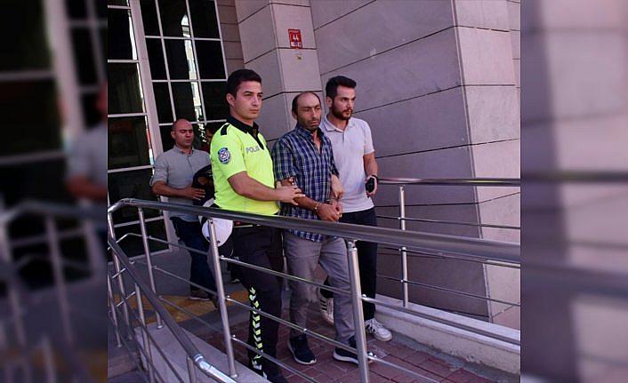 Sinop'ta bir kadın evinde bıçaklanarak öldürüldü