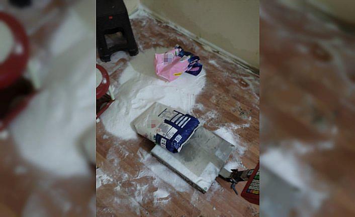 Samsun'da piyasaya sahte deterjan ve çay sürmek isteyen zanlı yakalandı