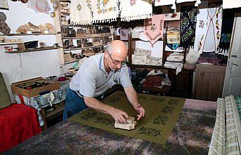 Tokat'ın kadim el sanatı yazmacılığa ömrünün 51 yılını verdi