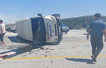 Tokat'ta devrilen minibüsteki 5 kişi yaralandı
