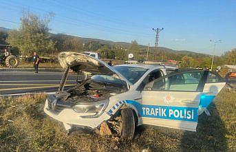 Bolu'da ekip otosuyla cipin çarpıştığı kazada 2 polis yaralandı