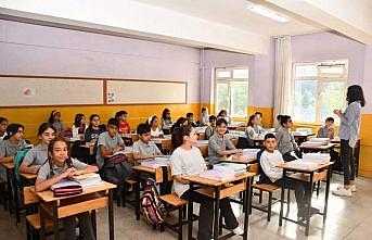 Düzce, Karabük, Bolu ve Kocaeli'de öğrenciler okullarıyla buluştu