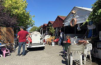 Kilimli'de ruhsatsız balıkçı barınaklarının yıkımına başlandı